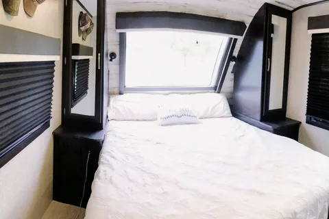 2021 Jayco Whitehawk Travel Trailer