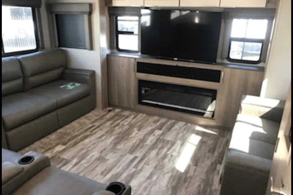 Grand Design Imagine 3100RD Travel Trailer