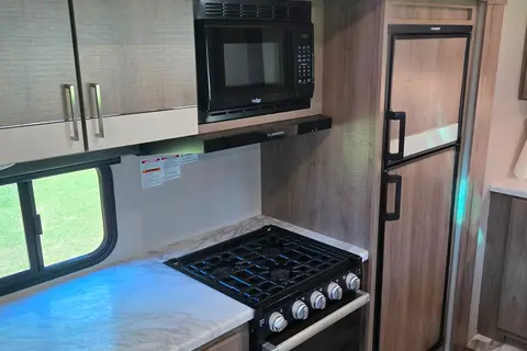 Grand Design Imagine 3100RD Travel Trailer