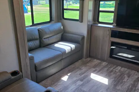 Grand Design Imagine 3100RD Travel Trailer