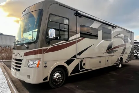 2018 Coachmen Mirada 35BH Luxury Class A RV
