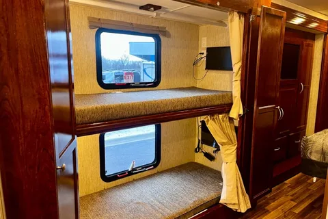2018 Coachmen Mirada 35BH Luxury Class A RV