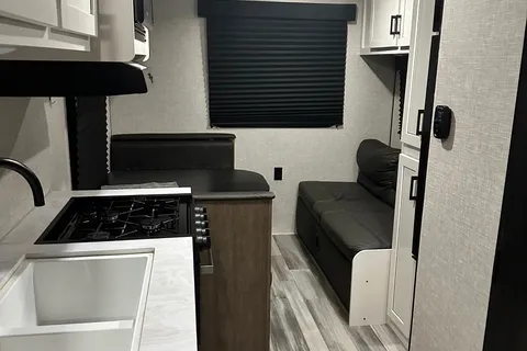 🙏🏽Edward34's Jayco Travel Trailer🌈 covenant