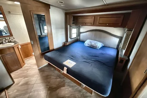2019 Winnebago Sunova 36Z – Luxury Class A with 1.5 Baths