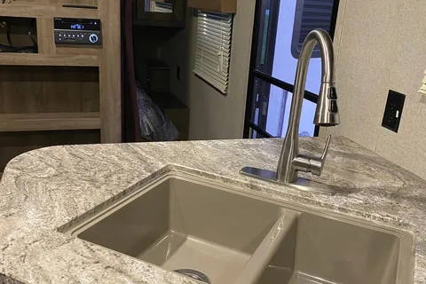 DePasquale’s Coleman Lantern Travel Trailer