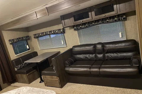 DePasquale’s Coleman Lantern Travel Trailer