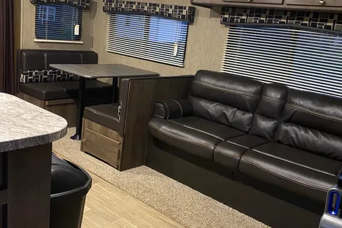 DePasquale’s Coleman Lantern Travel Trailer