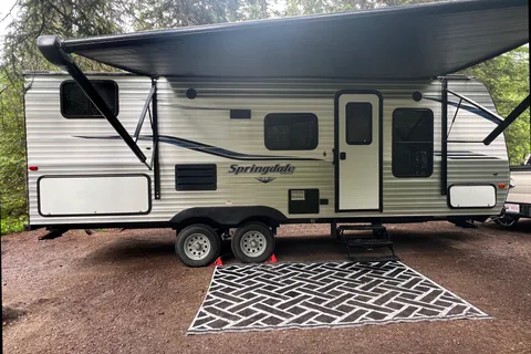 Houlogan Keystone Springdale Travel Trailer