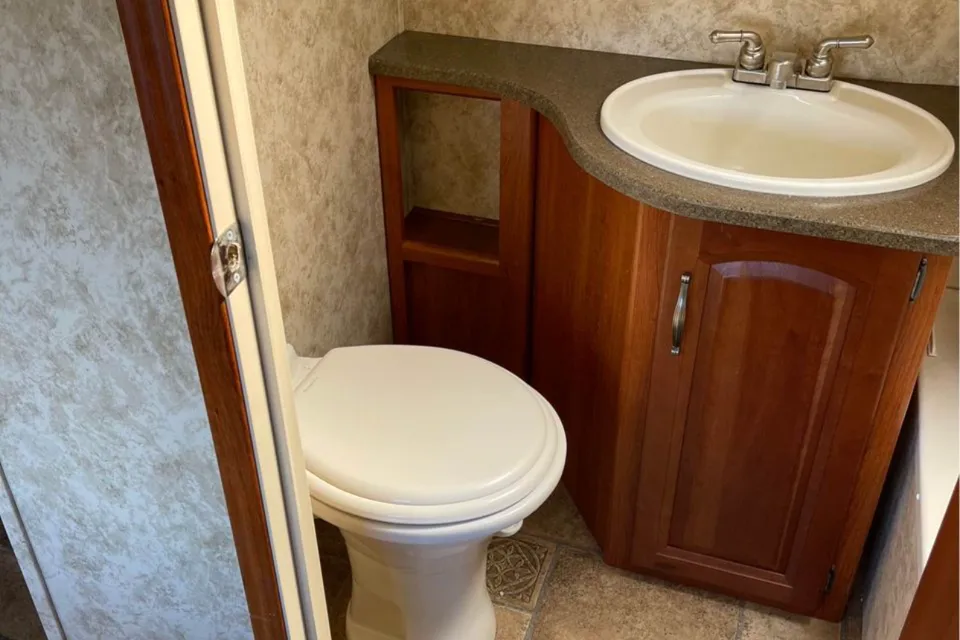 Keystone Cougar 28ft bunkhouse