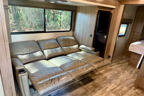 David's Grand Design Imagine 2400bh Travel Trailer