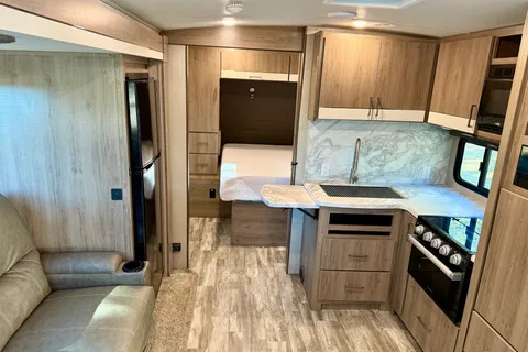 David's Grand Design Imagine 2400bh Travel Trailer