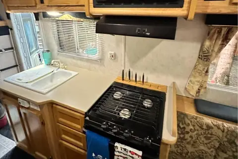 Wanda the Wanderlust Camper