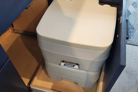 De Van - Most Open, Spacious Build out there! 2023 Promaster 2500
