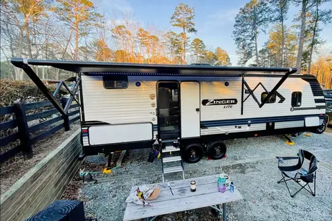 Zinger Crossroads Lite Travel Trailer