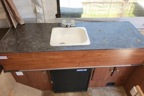 Bear'ly a Trailer