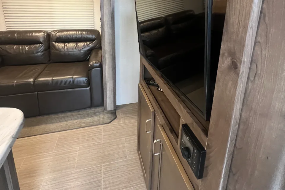 Ultimate Family Comfort! Keystone Passport 292BHWE with Bunkhouse and Outdoor Kitchen!