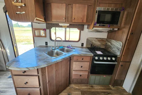 Jewlz's Nash Travel Trailer