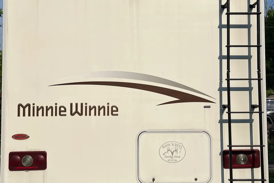 Minnie Winnie glamper