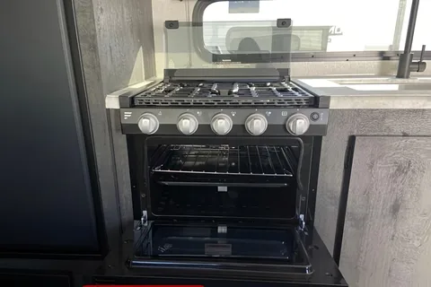 Do S'More Camping 26 FT