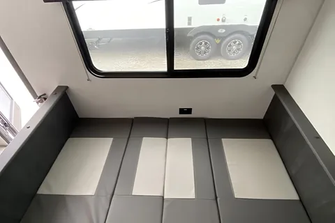 Do S'More Camping 26 FT