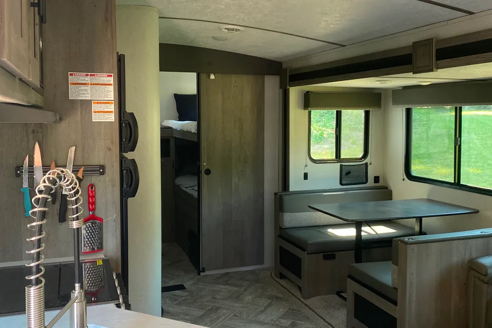 2021 Keystone Springdale *Quad bunk* Travel Trailer