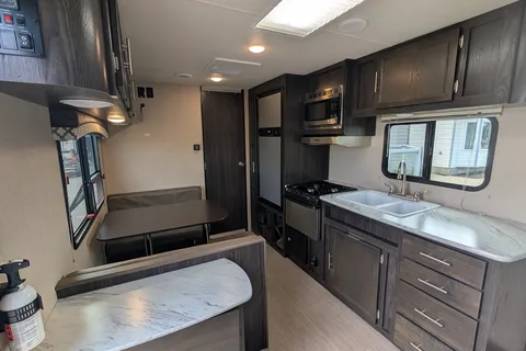 Tim's Dutchmen Kodiak 201QB Travel Trailer