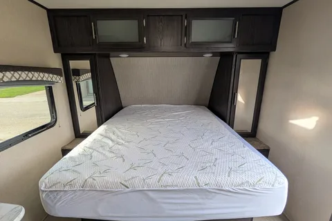 Tim's Dutchmen Kodiak 201QB Travel Trailer