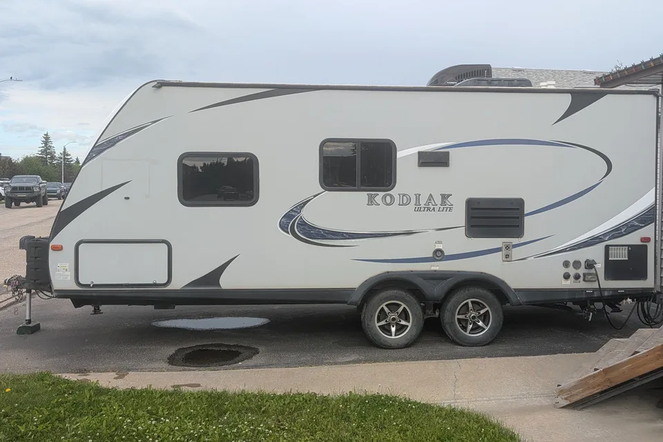 Tim's Dutchmen Kodiak 201QB Travel Trailer