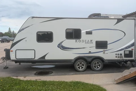 Tim's Dutchmen Kodiak 201QB Travel Trailer