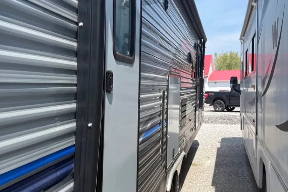 Jeremy's Coachmen Catalina Travel Trailer
