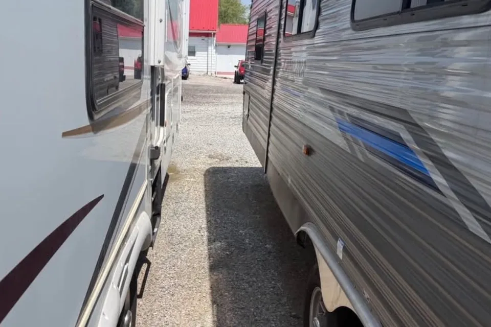 Jeremy's Coachmen Catalina Travel Trailer