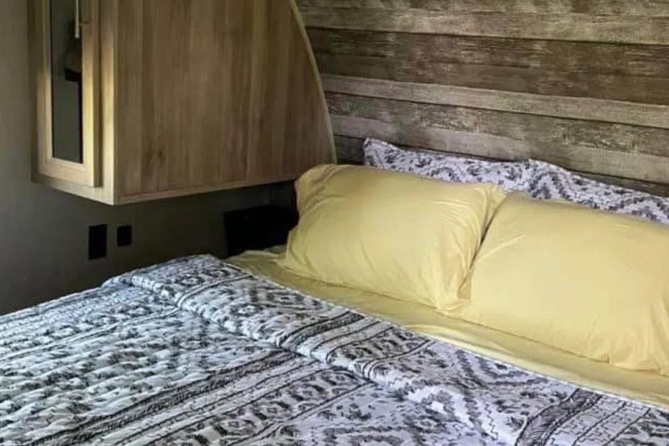 Jeremy's Coachmen Catalina Travel Trailer