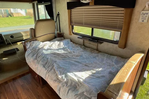 Jordan's Fleetwood Storm 32BH Class A