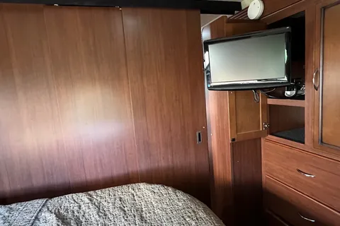 Jordan's Fleetwood Storm 32BH Class A