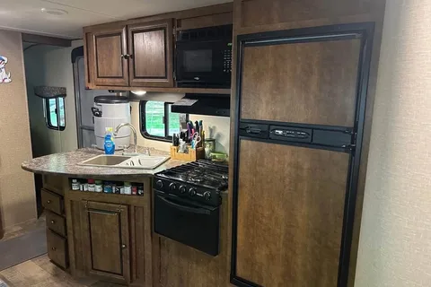 The Beckwith's Crossroads Z1 Travel Trailer