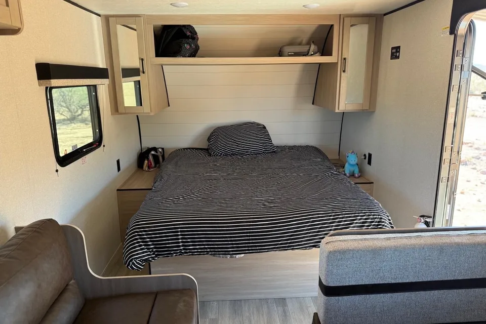 Ricardo's Jayco PROWLER LYNK 2500BH Travel Trailer