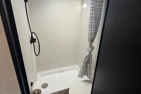 Ricardo's Jayco PROWLER LYNK 2500BH Travel Trailer