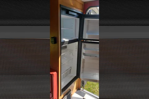 Holly's Riverside RV Retro Micro Trailer