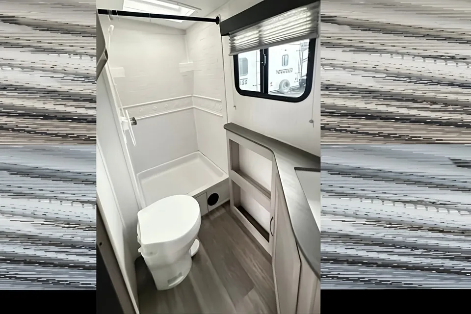 Sergio's and Yanet's Cruiser RV 277BHS Travel Trailer