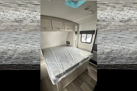Sergio's and Yanet's Cruiser RV 277BHS Travel Trailer