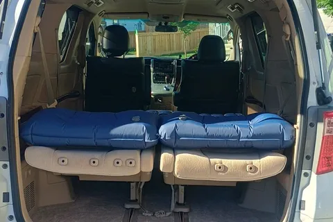 #4 Toyota Camper (8 seats/2 sleeps) Queen bed, Airport pickup Toyota Campervan