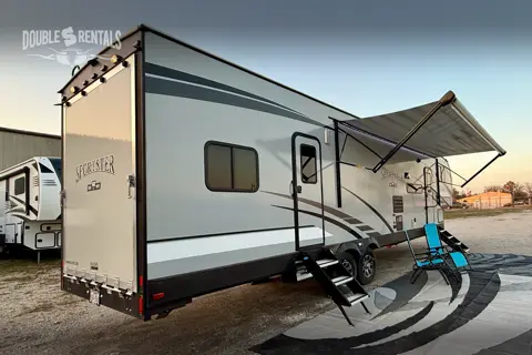 SPORTSTER Toy Hauler with 2 Queen Beds, U-Shaped Dinette & Sofa