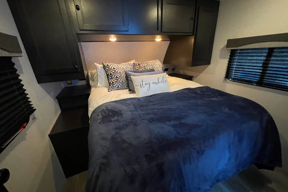 2BR Beauty *StarCraft* (Delivery Available - Sleeps 10)