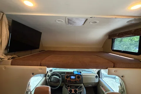 Thor Four Winds 31E – Ultimate Family & Off-Grid Adventure RV