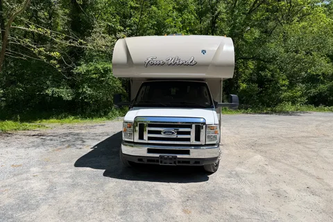 Thor Four Winds 31E – Ultimate Family & Off-Grid Adventure RV