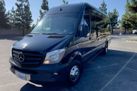 5-Bunk Sprinter Camper – Tour Bus Vibes | Family + Band Friendly