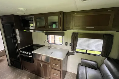 Mike's Forest River Greywolf Limited Travel Trailer