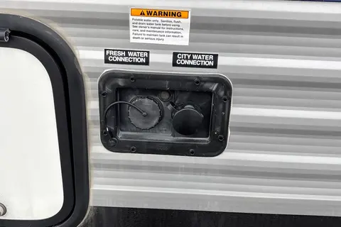 26 foot Keystone Springdale Travel Trailer for rent