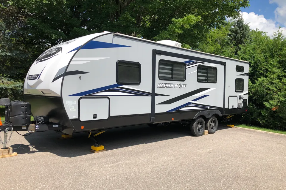 Glen's Forest River Alpha wolf Travel Trailer