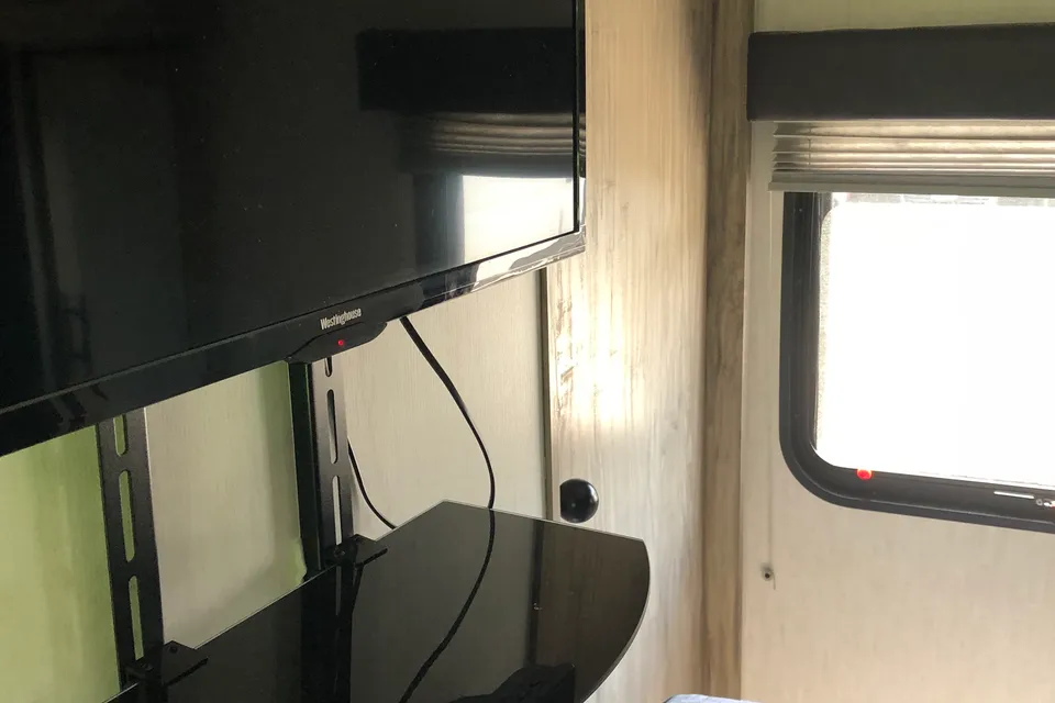 Glen's Forest River Alpha wolf Travel Trailer
